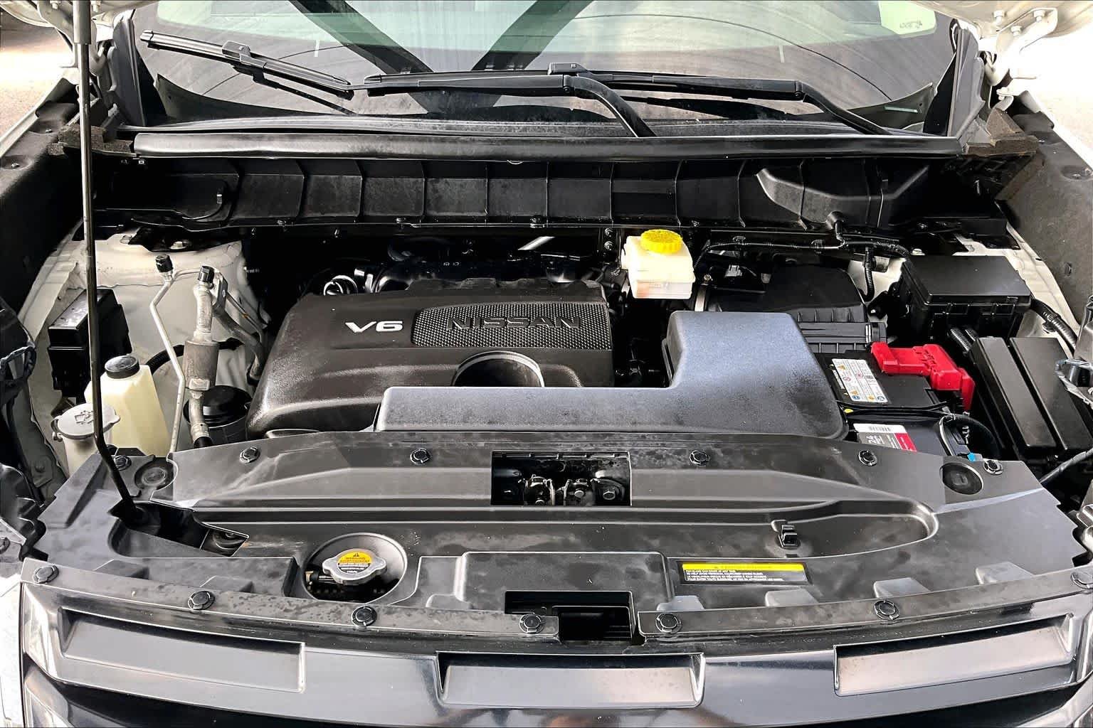 Used 2022 Pearl White Tricoat Nissan SV image 31