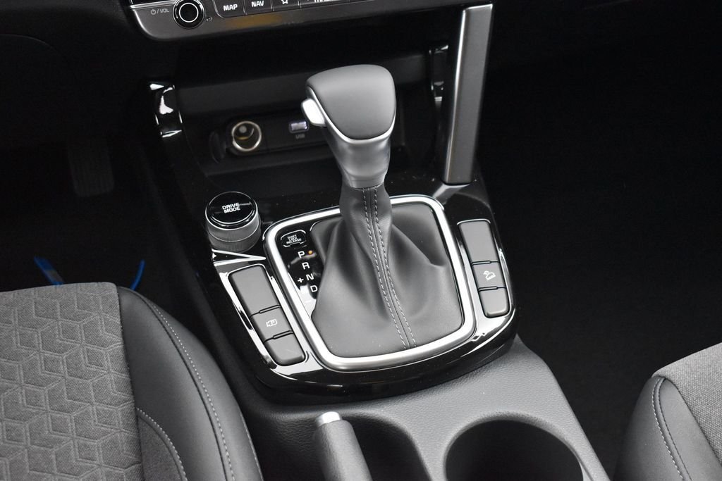 New 2026 Pluton Blue / Black Roof Kia S image 16