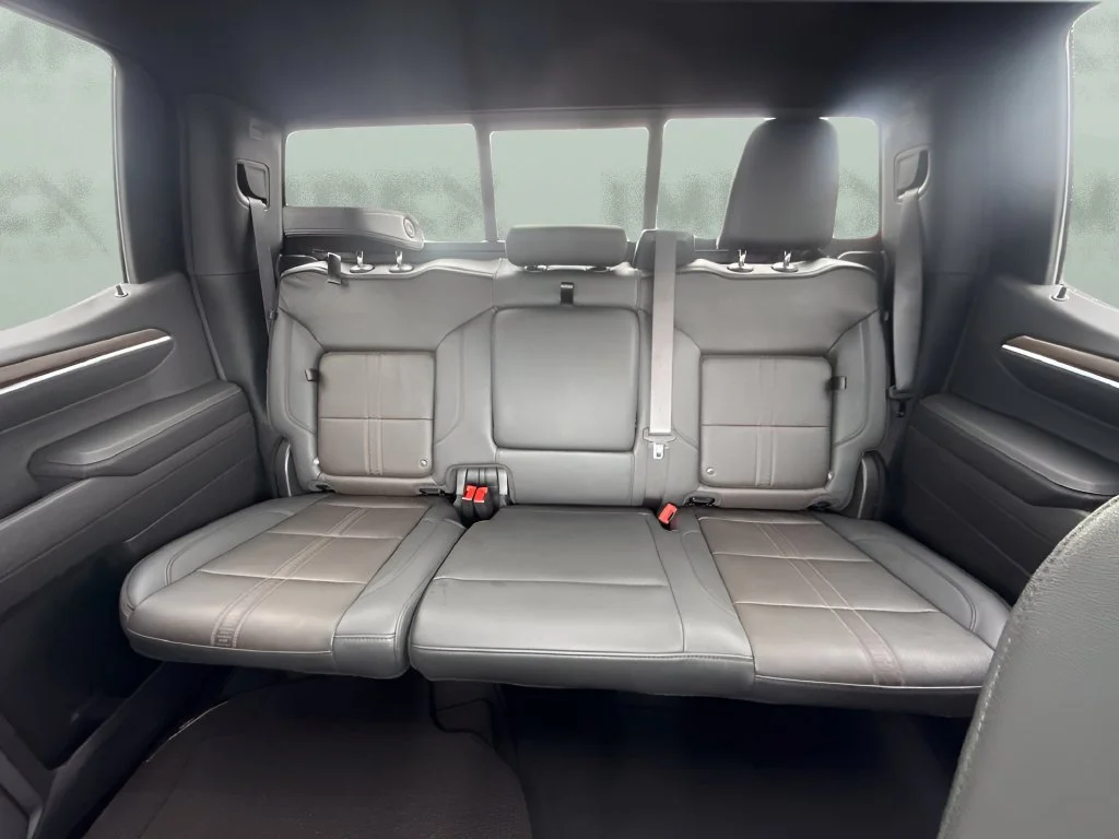 Used 2024 Black Chevrolet High Country image 11