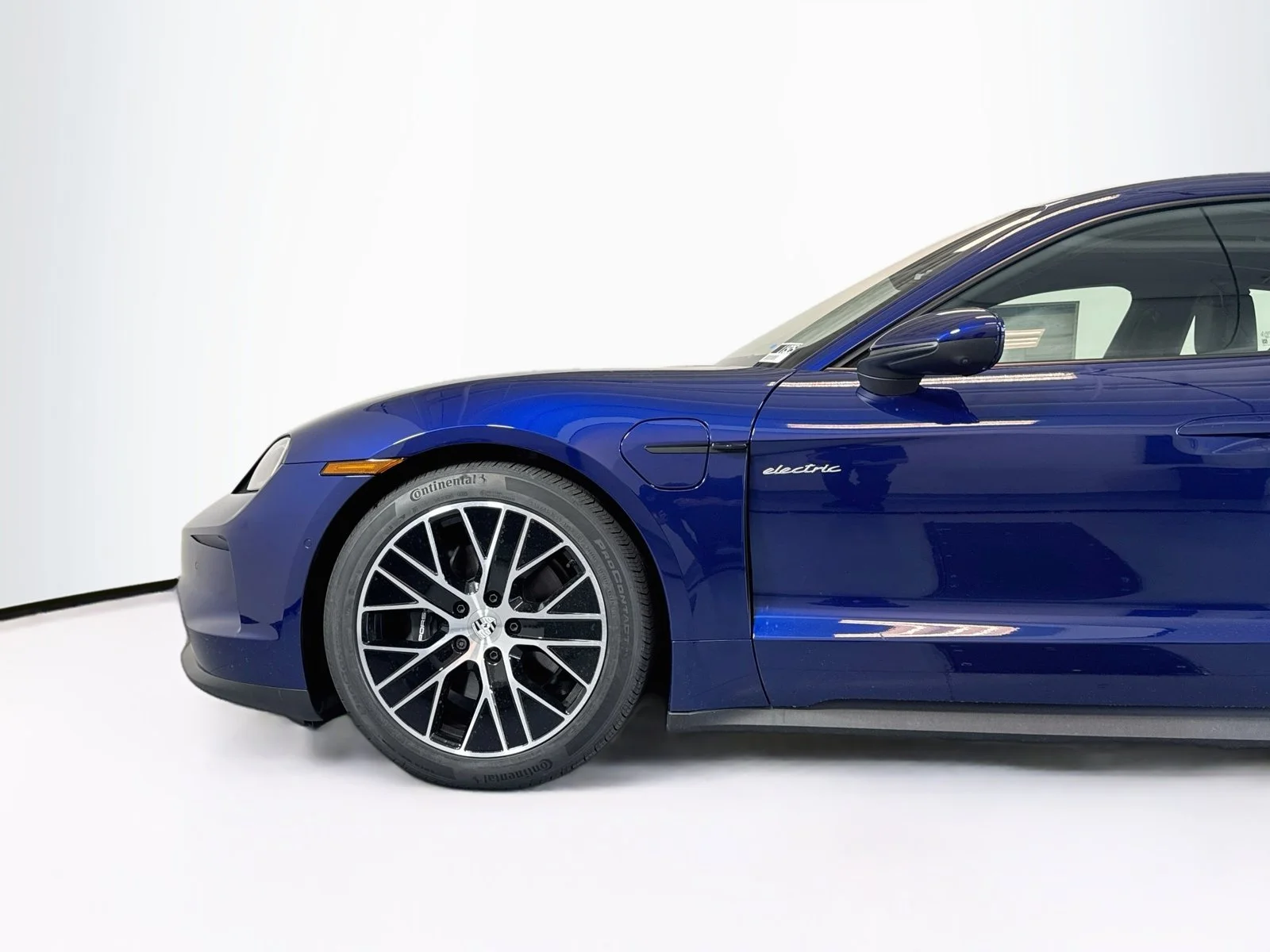New 2026 Gentian Blue Metallic Porsche  image 25