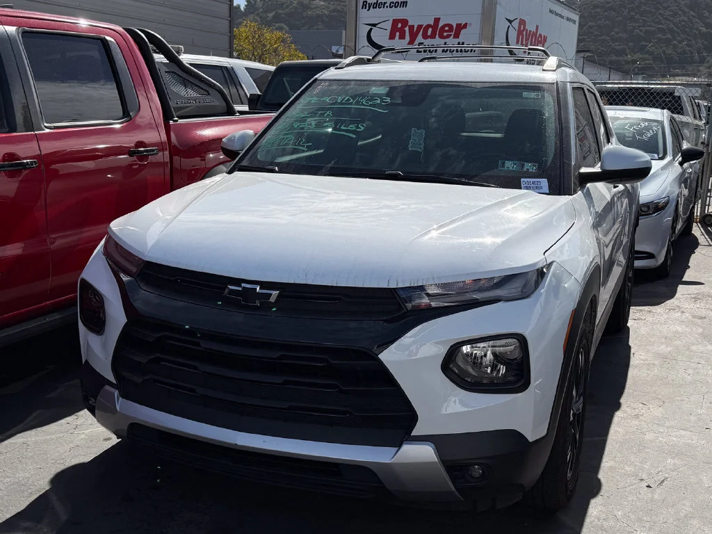Used 2022 SUMMIT WHITE Chevrolet LT image 11