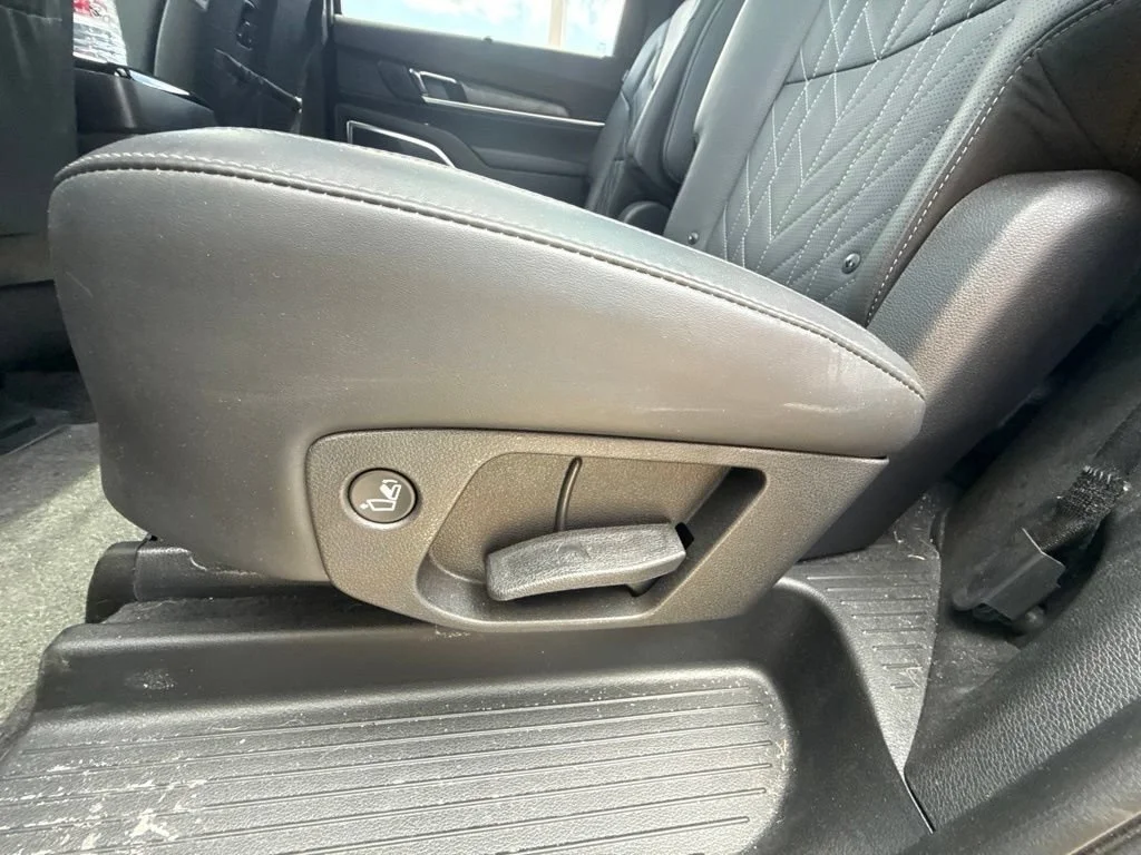 Used 2024 Gravity Gray Kia SX-Prestige X-Pro image 22
