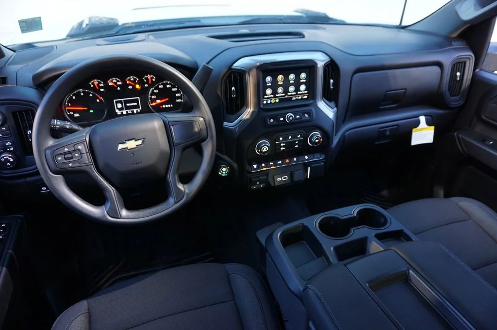 2026 Chevrolet Silverado 2500 HD Custom - Photo 13