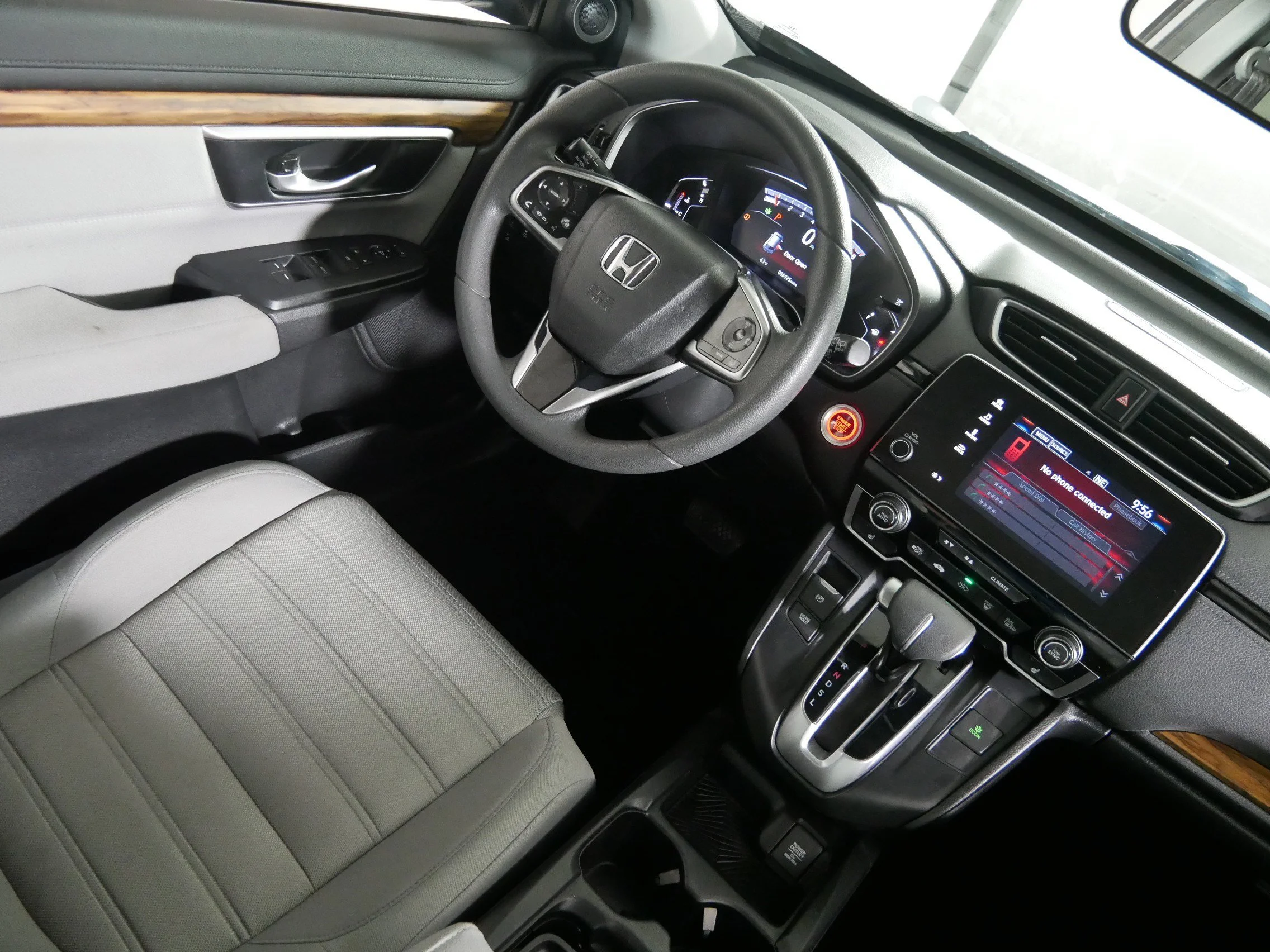 Used 2018 Lunar Silver Metallic Honda EX image 9