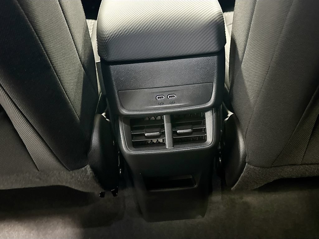 2027 Chevrolet Equinox LT - Photo 26
