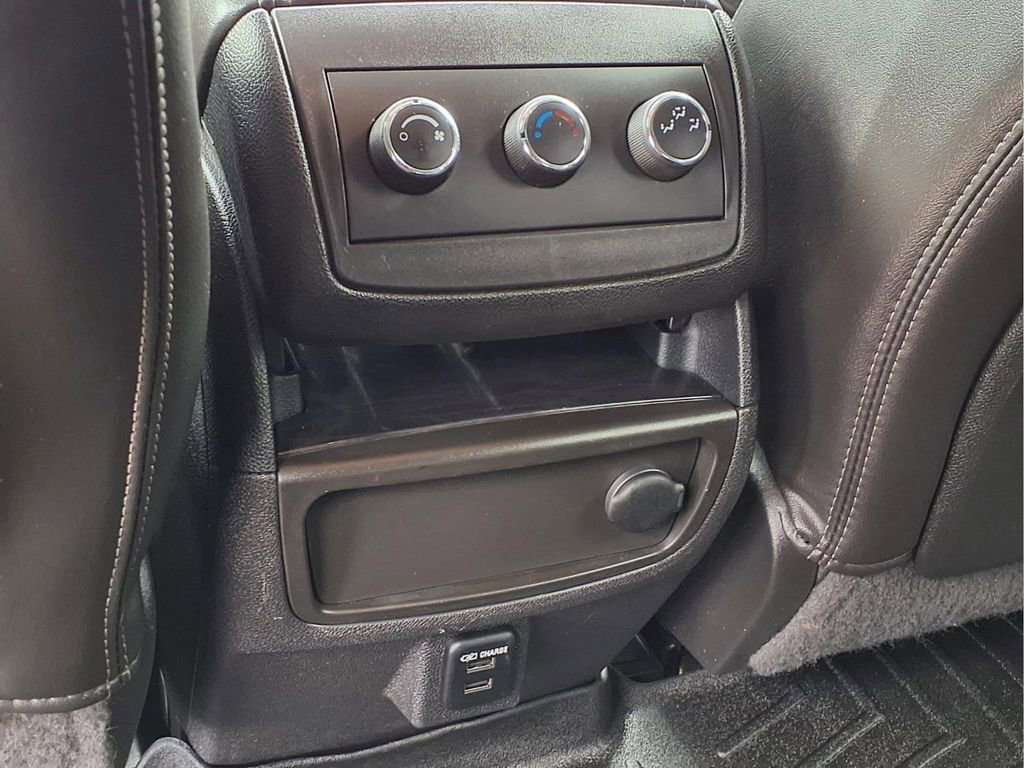 Used 2016 QUICKSILVER METALLIC Buick Leather image 26