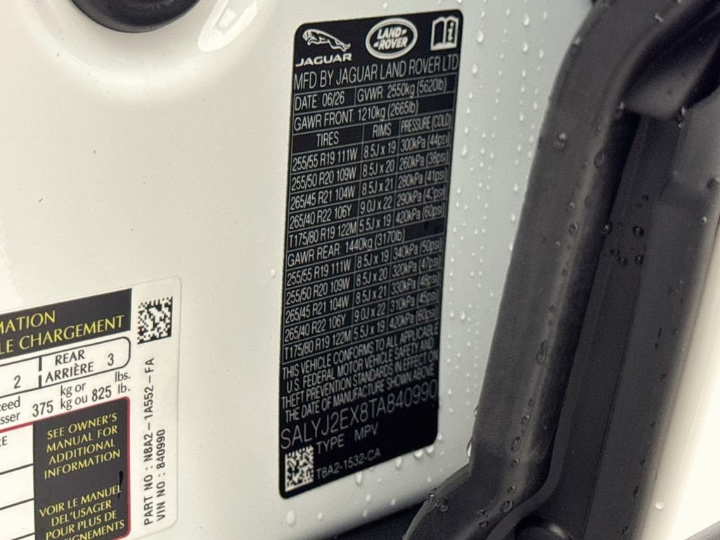 New 2026 Fuji White Land Rover S image 33