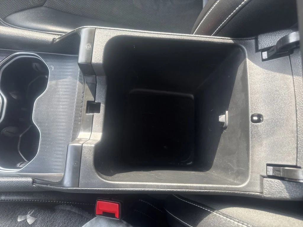 Used 2024 Silver Jeep Altitude image 24
