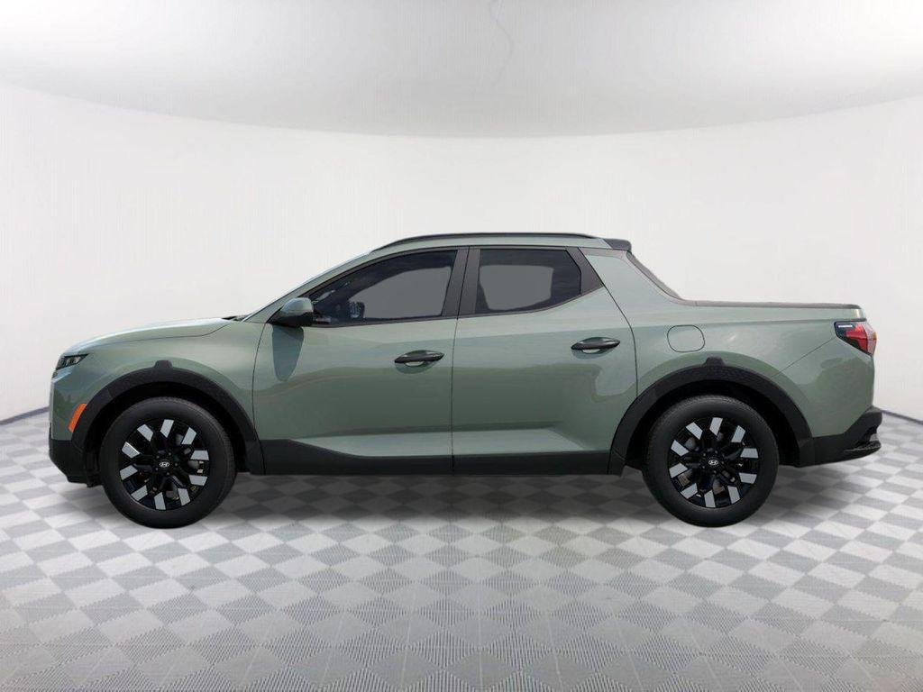 New 2026 Green Hyundai SEL FWD image 3