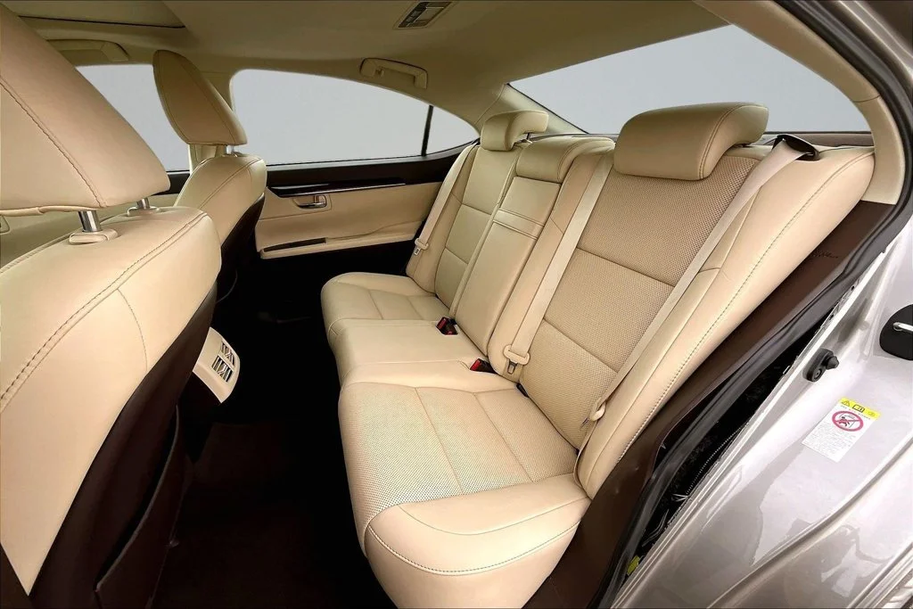 Used 2017 Silver Lexus 350 image 24