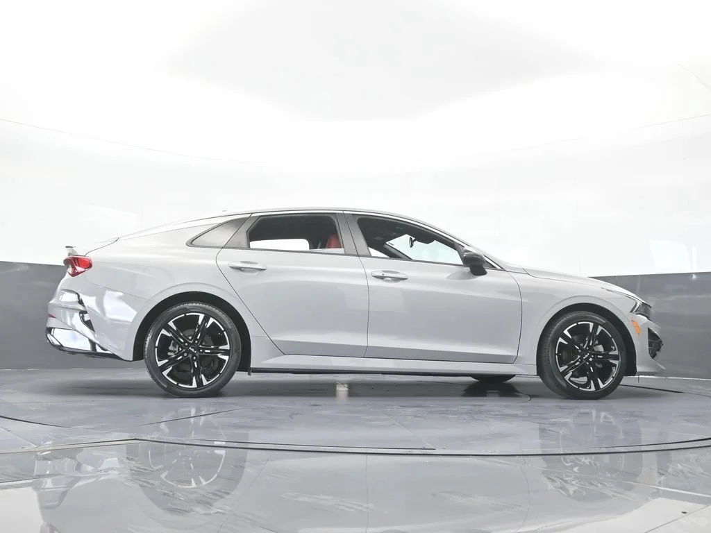 Used 2023 Wolf Gray Kia GT-Line image 59