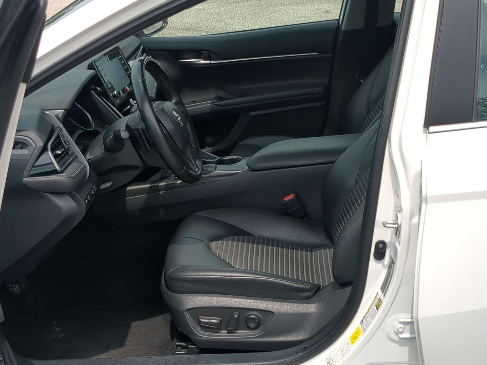 Used 2021 Super White Toyota SE image 11