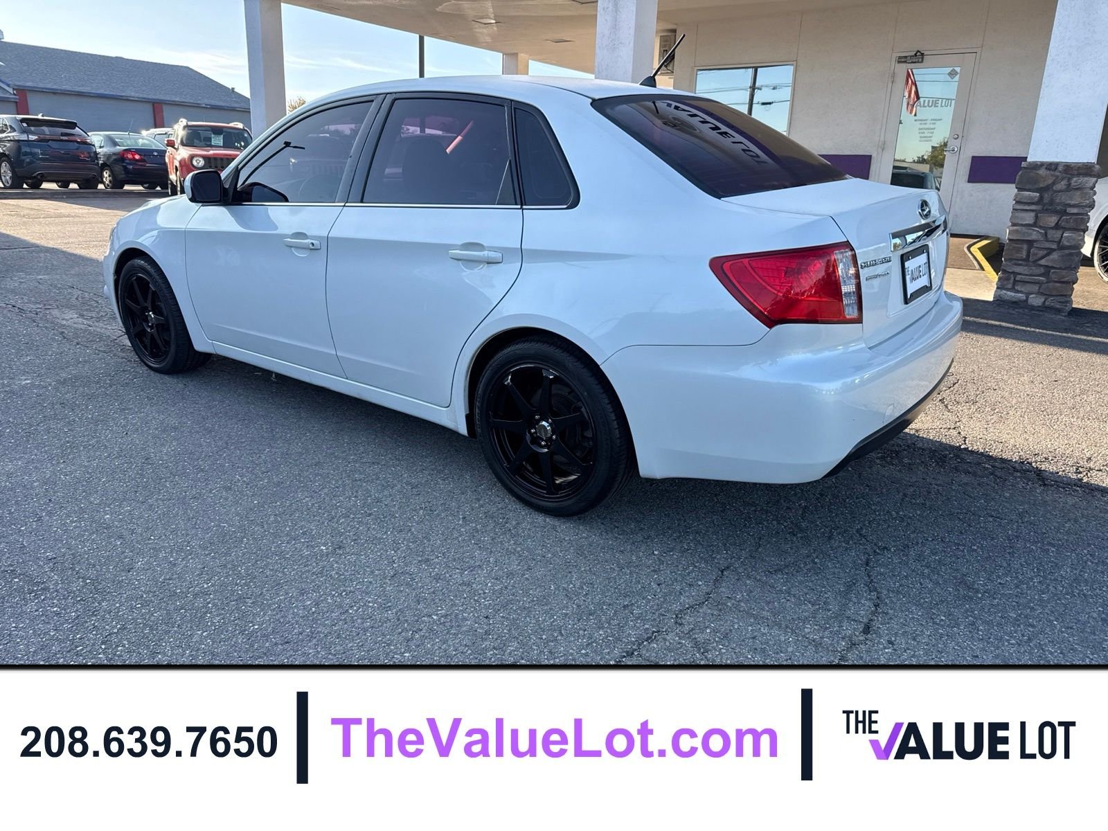 Used 2010 White Subaru 2.5i image 6