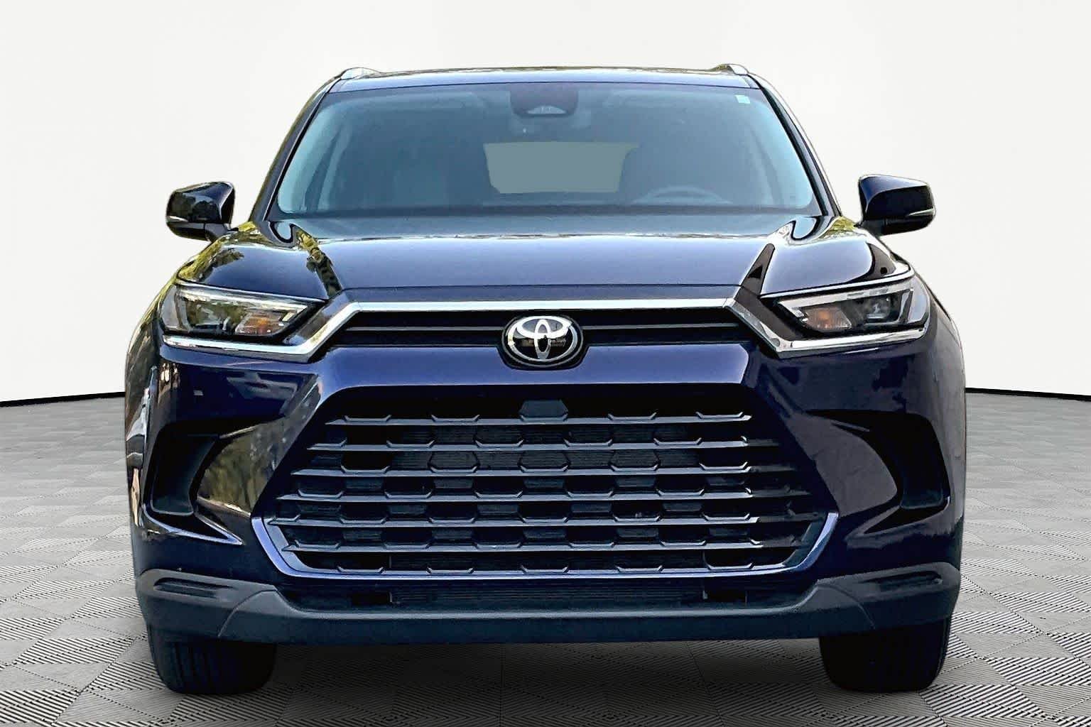 Used 2025 Blueprint Toyota XLE image 4