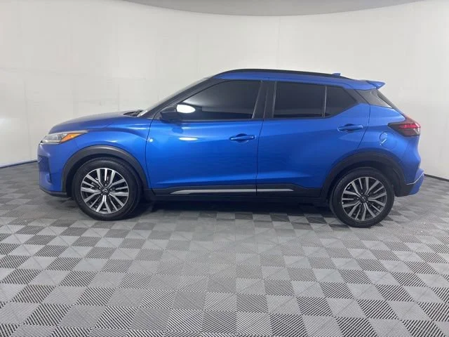 Used 2022  Nissan SR image 29