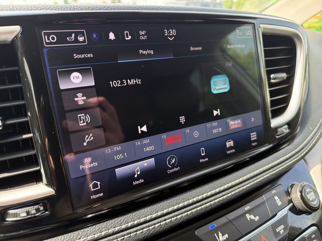 Used 2023 White Chrysler Touring L image 12