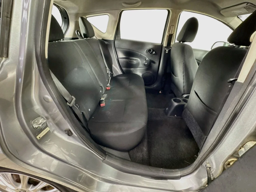Used 2014 Gray Nissan S image 29