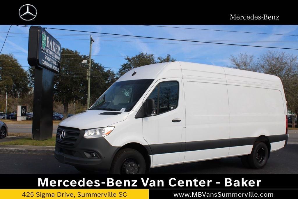 2025 Mercedes-Benz Sprinter Cargo Van