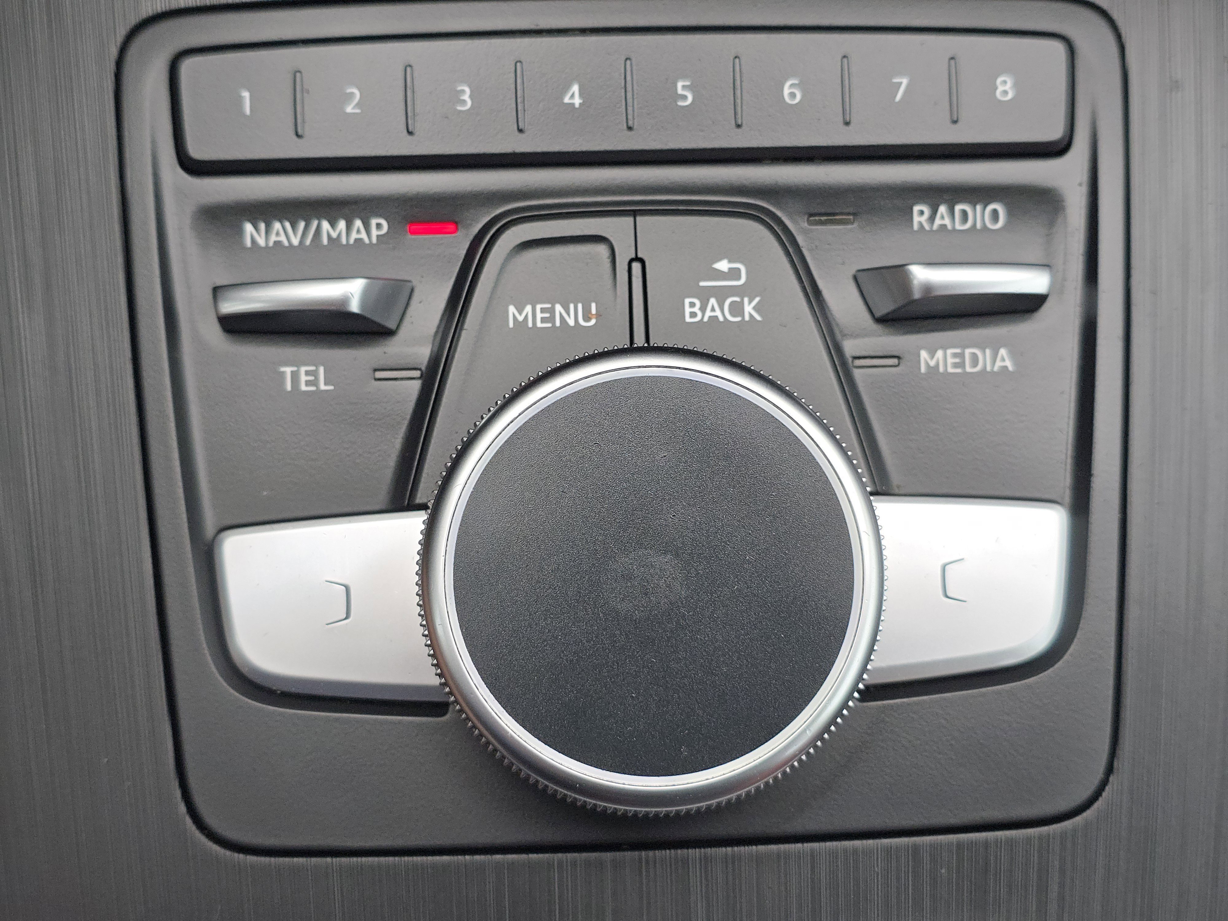 Used 2019 Gray Audi Premium Plus image 28
