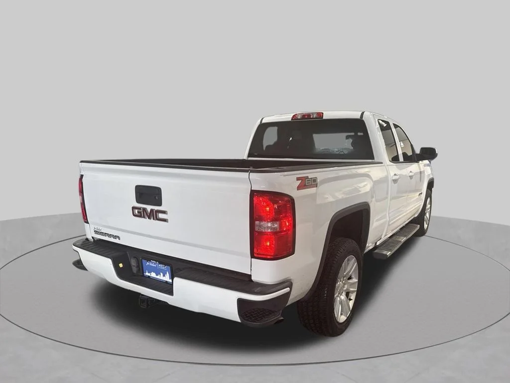 Used 2016 Summit White GMC Base image 8