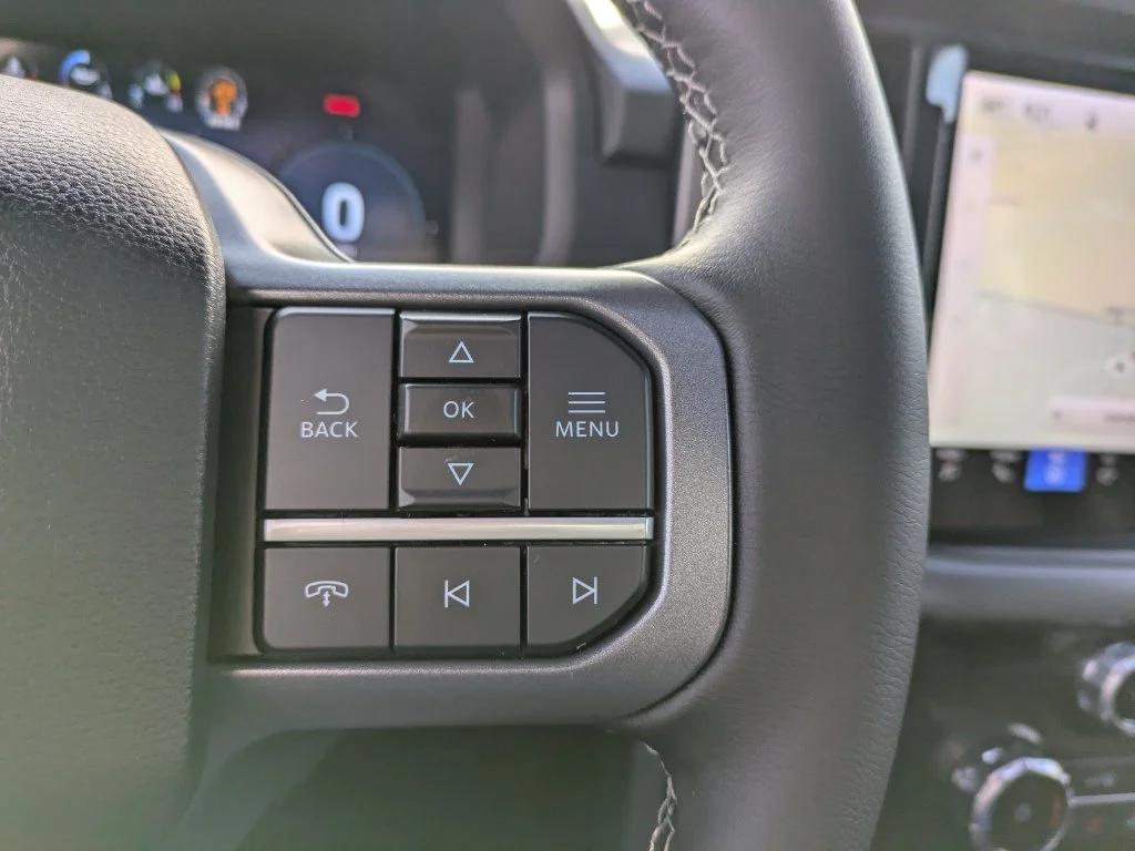 New 2026 Agate Black Metallic Ford XLT image 28