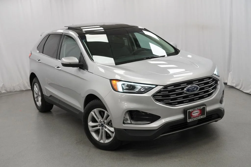Used 2019 Silver Ford SEL image 9