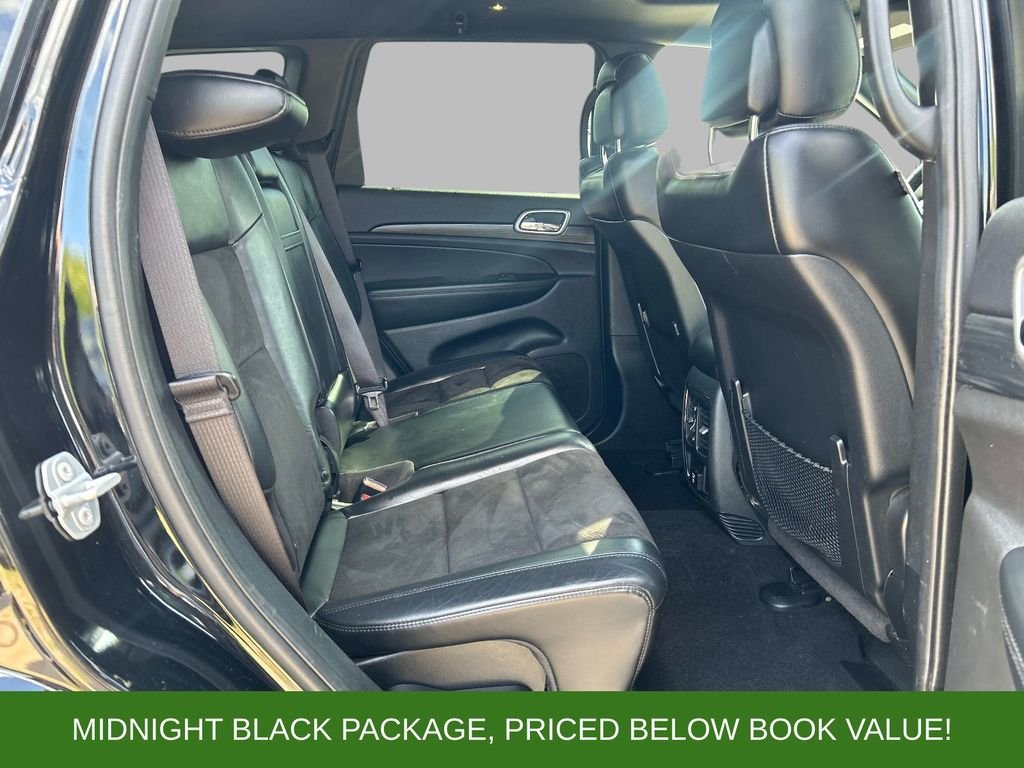 Used 2019 Black Jeep Altitude image 17
