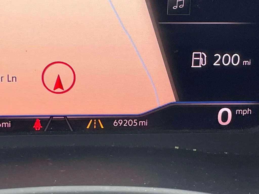 Used 2019 Blue Volkswagen SEL image 29