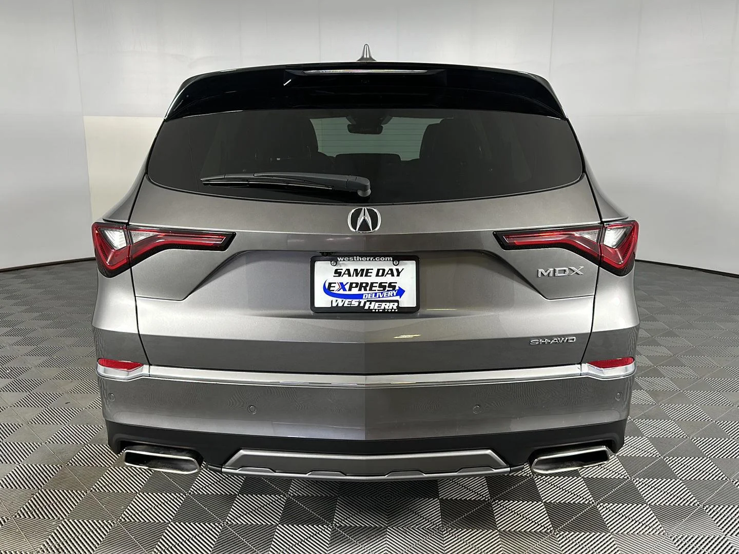 Used 2025 Liquid Carbon Metallic Acura SH-AWD w/Tech image 11