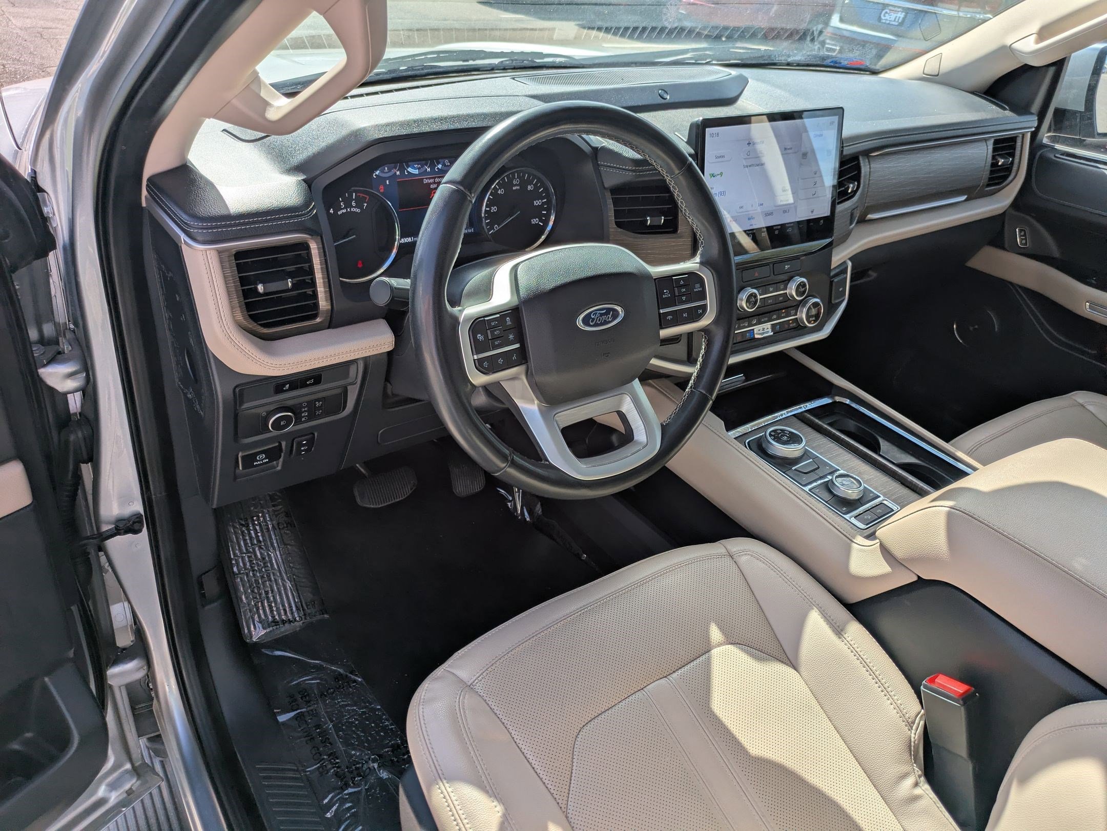Used 2023 Silver Metallic Ford Limited image 15