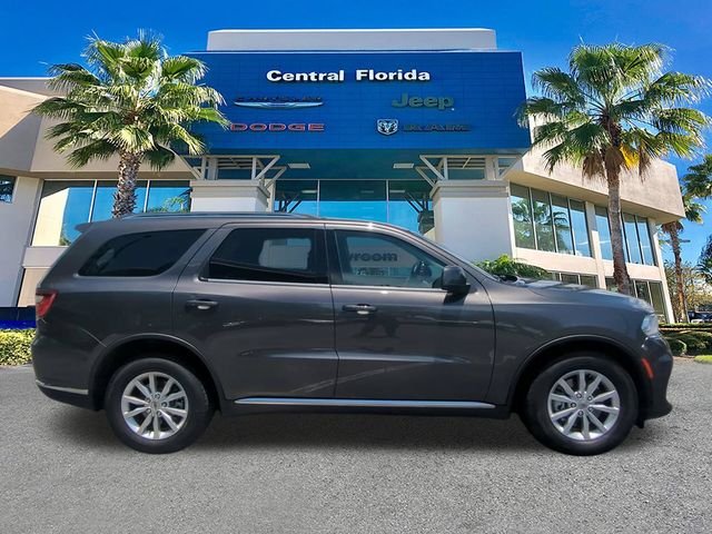 Used 2021  Dodge SXT Plus image 4