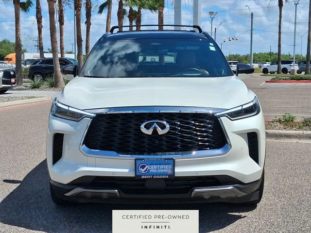 Used 2025 Black INFINITI Autograph image 2