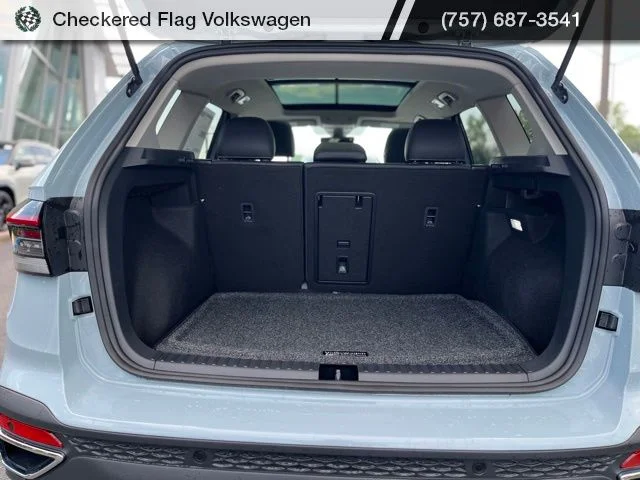 New 2026 Gray Volkswagen 1.5T SE image 34