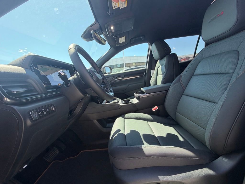2026 GMC Terrain AT4 - Photo 6