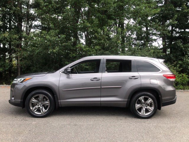 Used 2017 Predawn Gray Mica Toyota Limited Platinum image 7