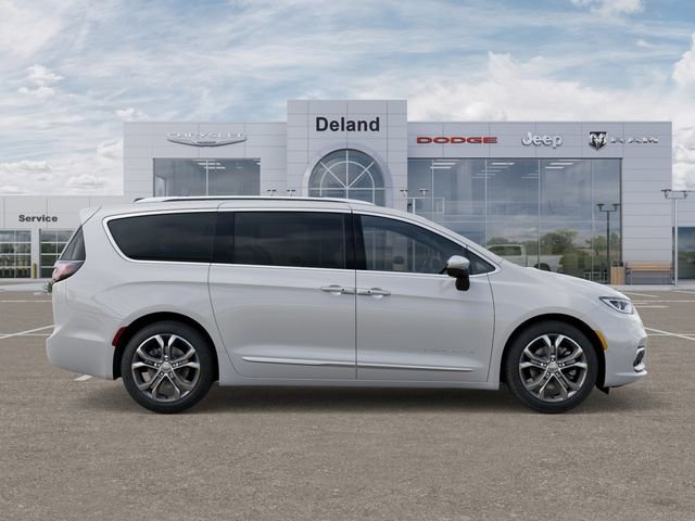 New 2026 Bright White Clear-Coat Exterior Paint Chrysler Pinnacle image 23