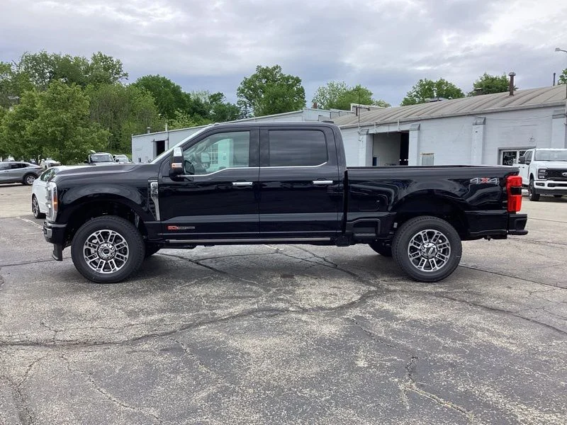 New 2026 Agate Black Metallic Ford F-350® Platinum® image 4