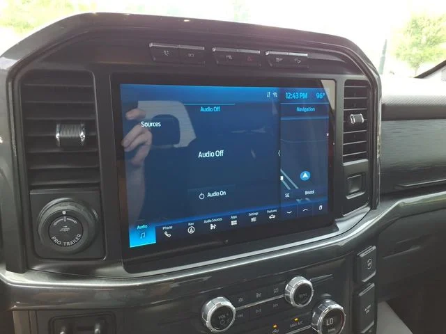 Used 2021 Red Ford XLT image 26