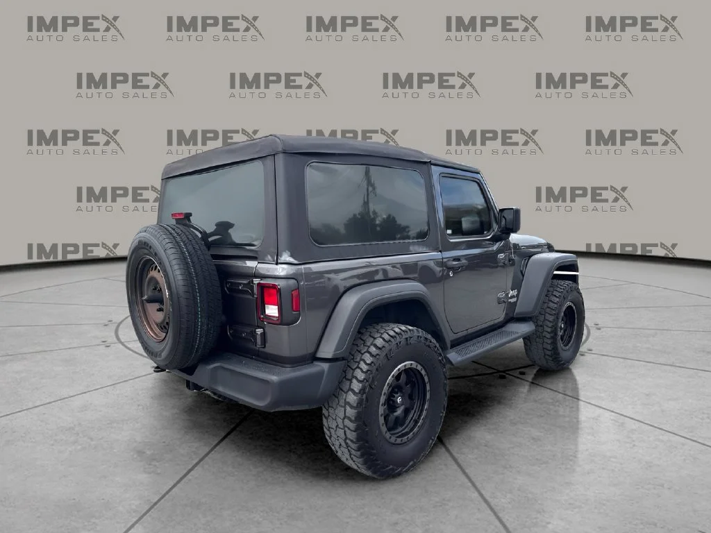 Used 2020 Gray Jeep Sport image 5