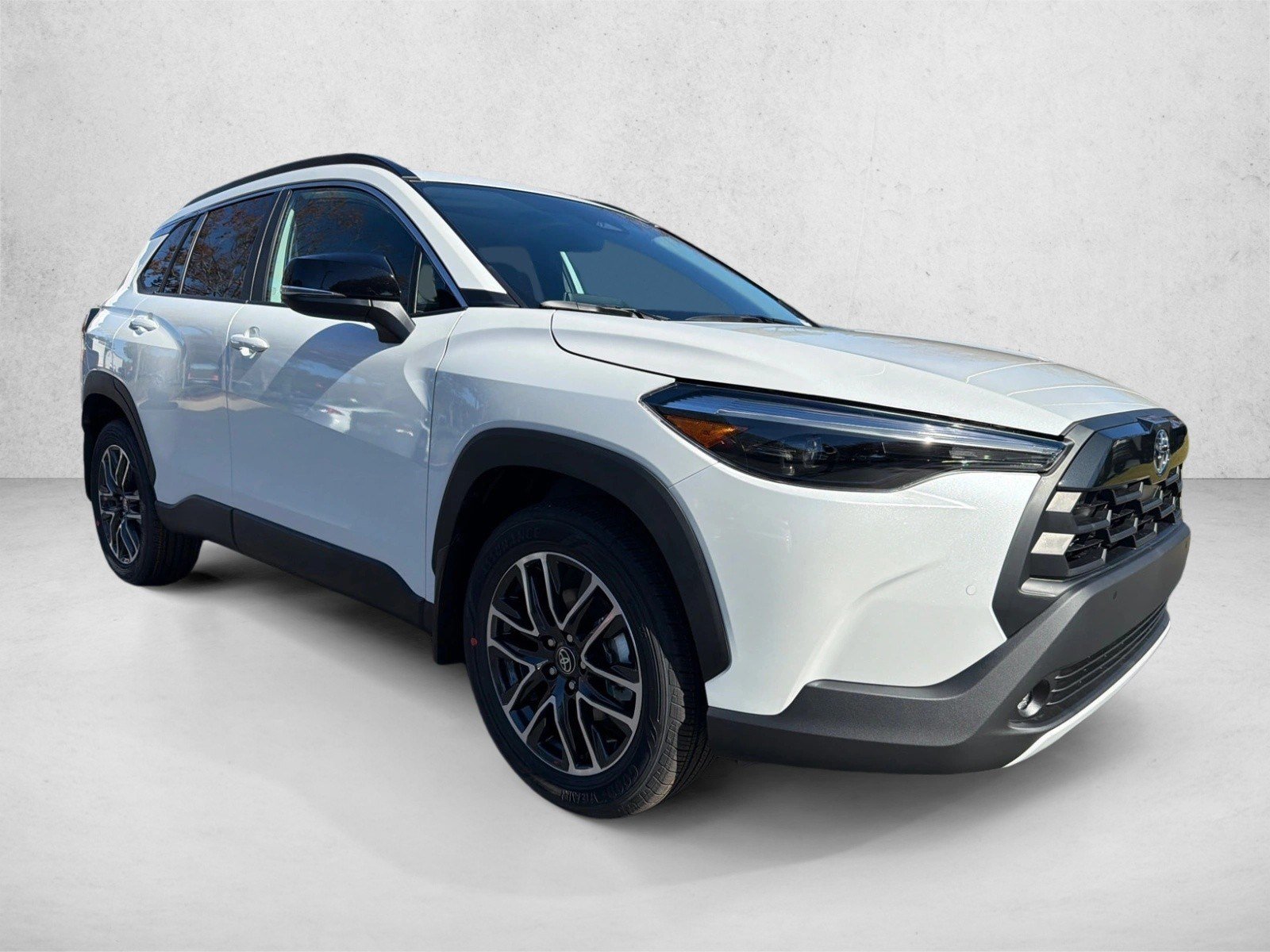 New 2026 Wind Chill Pearl Toyota XLE image 1