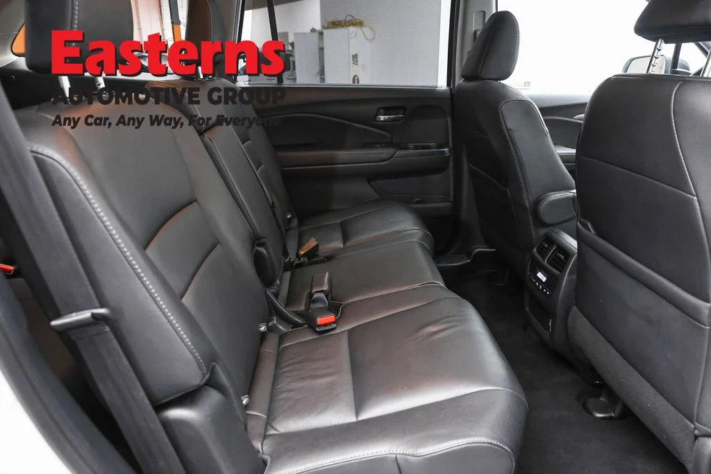 Used 2022 White Honda Special Edition image 24