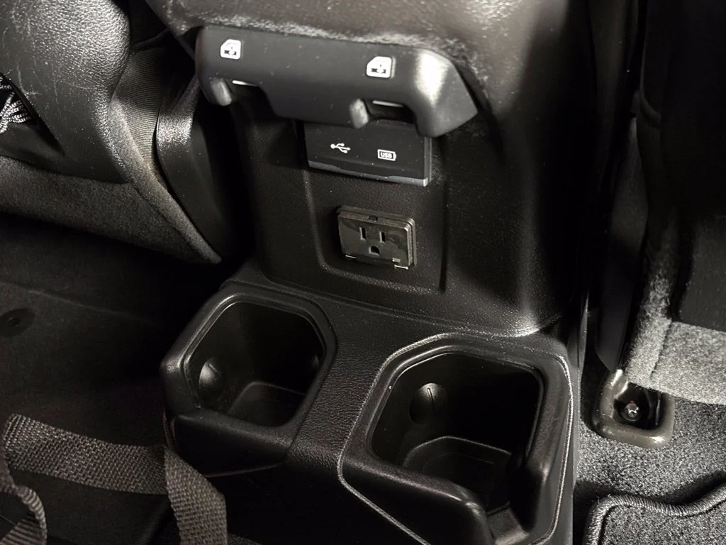 Used 2020 Orange Jeep Rubicon image 18