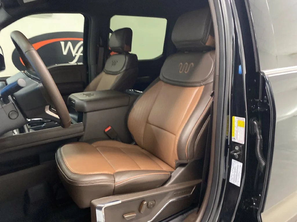 Used 2026 Agate Black Met Ford XL image 15