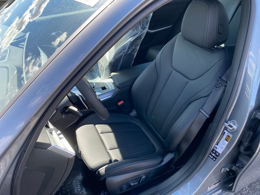 2026 BMW 3 Series 330i - Photo 11