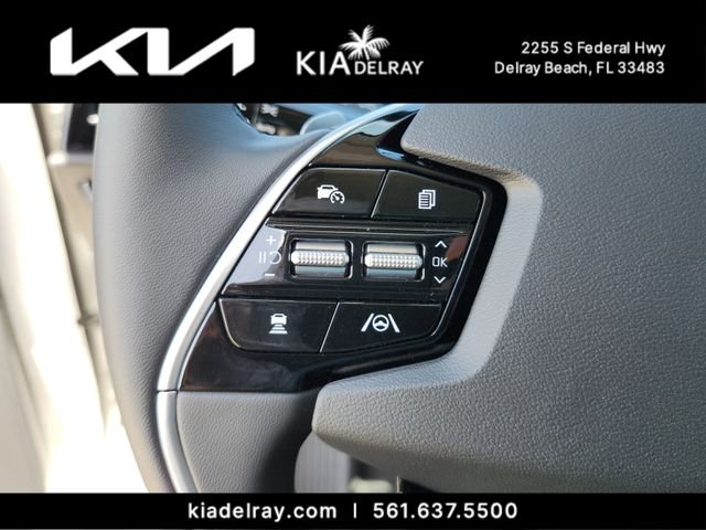 New 2026 Snow White Pearl Kia WIND image 27
