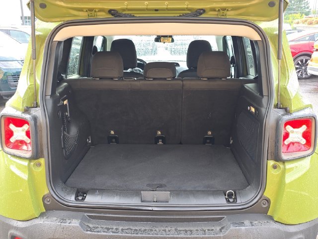 2016 Jeep Renegade 75th Anniversary Edition - Photo 14
