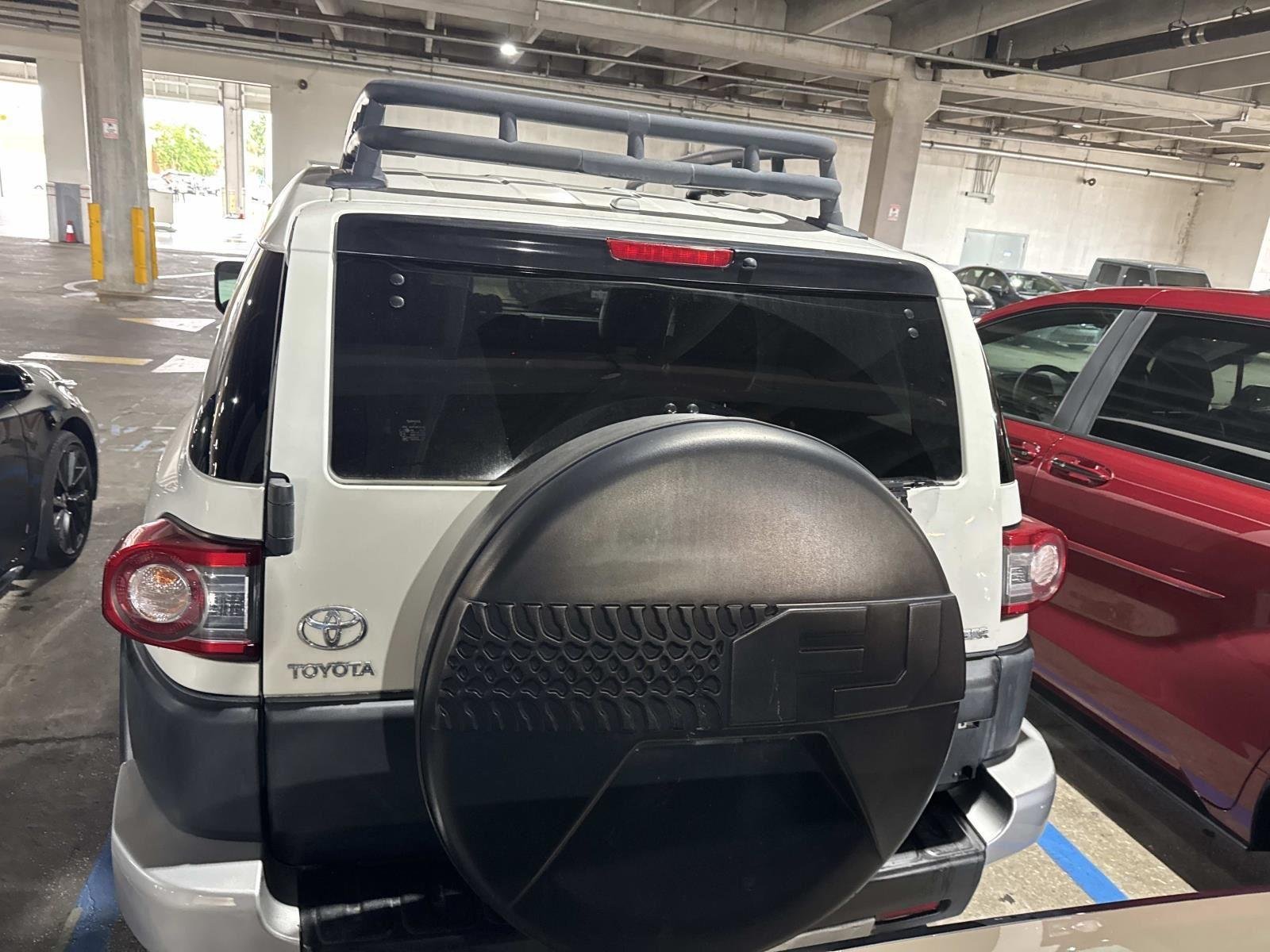 Used 2014 Iceberg Toyota Base image 5