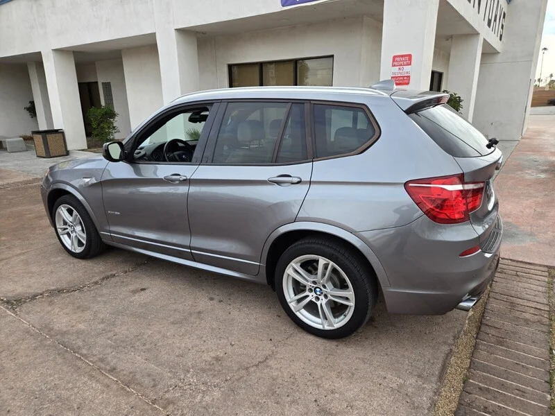 Used 2014 Gray BMW xDrive35i image 3