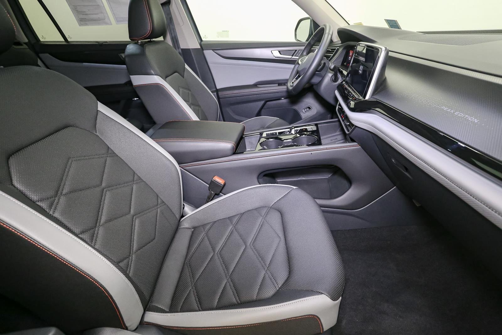 Used 2025 Pure Gray Volkswagen 2.0T Peak Edition image 21