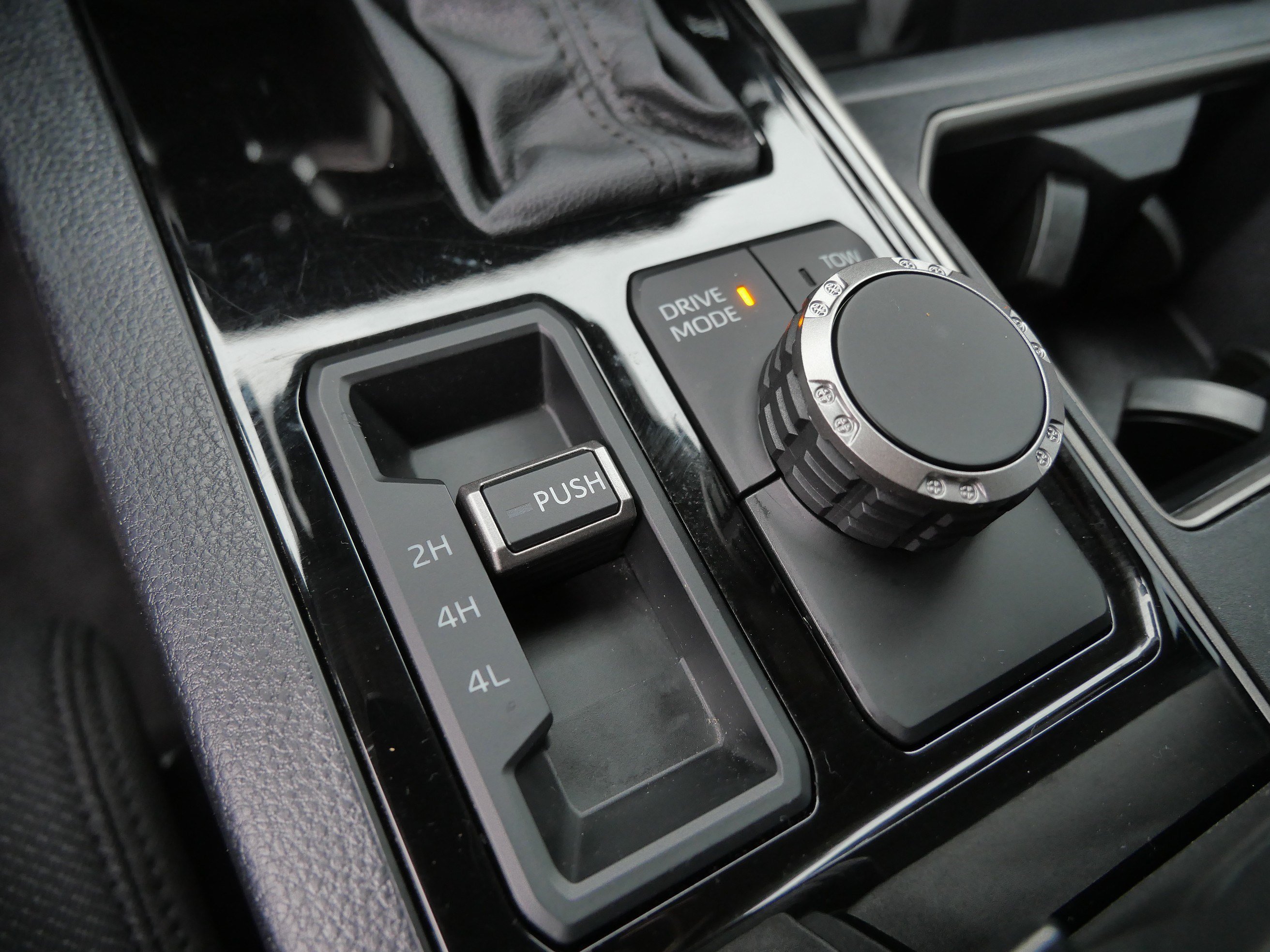 Used 2023 Midnight Black Metallic Toyota SR5 image 30